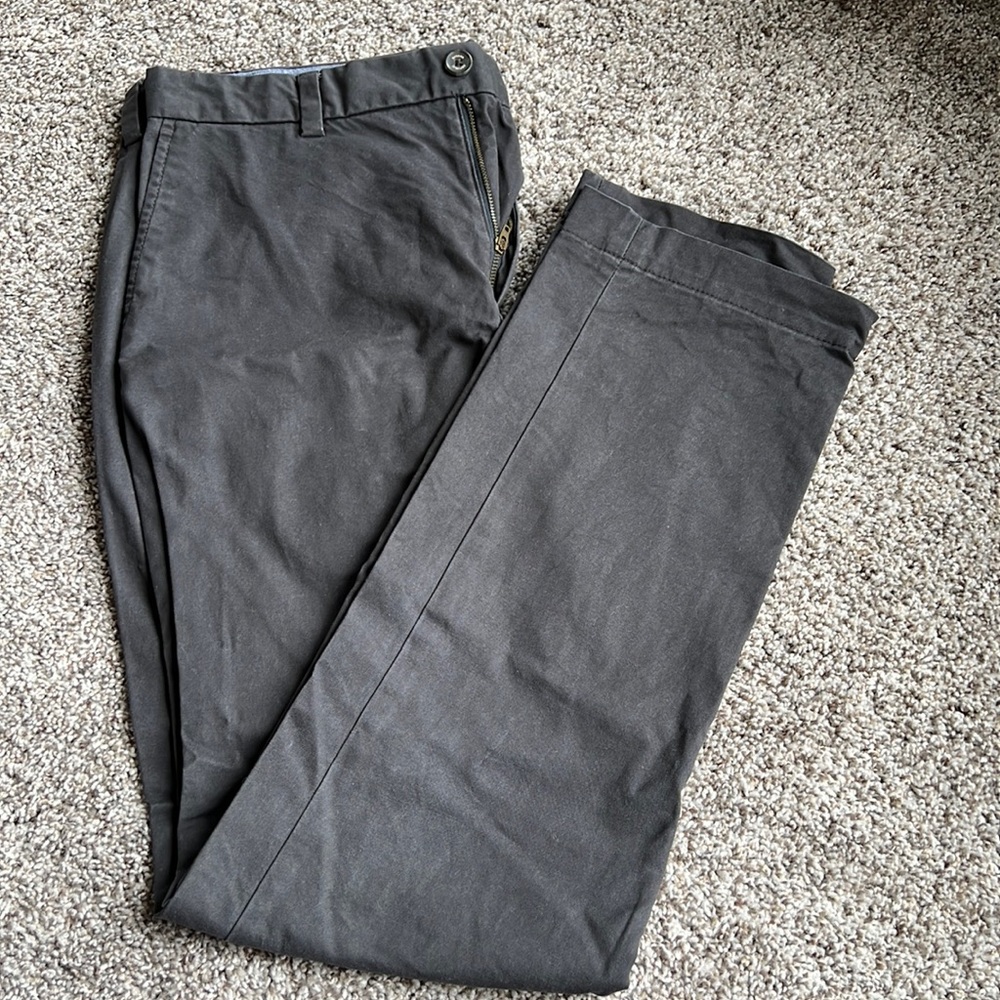 Banana Republic Men’s Aiden Chino Charcoal Gray Size 33/32